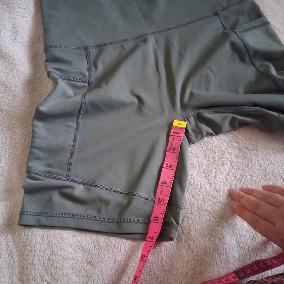 Aerie Women's Size Large Dark Sage Green Chill Play Move Mesh Biker Shorts - Picture 13 of 14